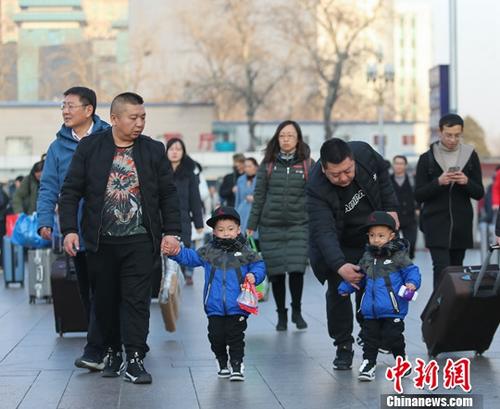 全国铁路迎返程高峰！9日预计发送旅客1100万人次