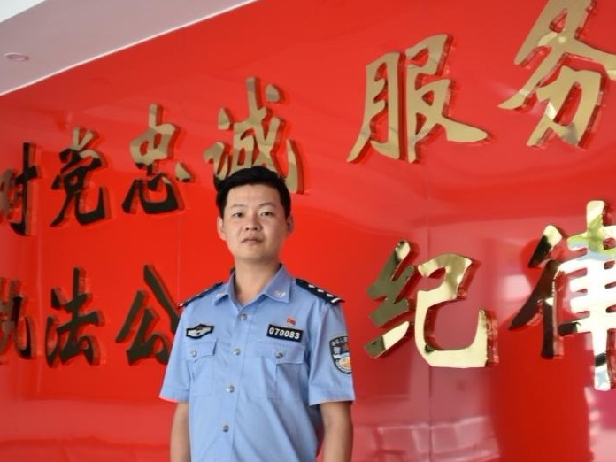 每日警星 | 彭贵誉：黑夜里的伏击“尖刀”