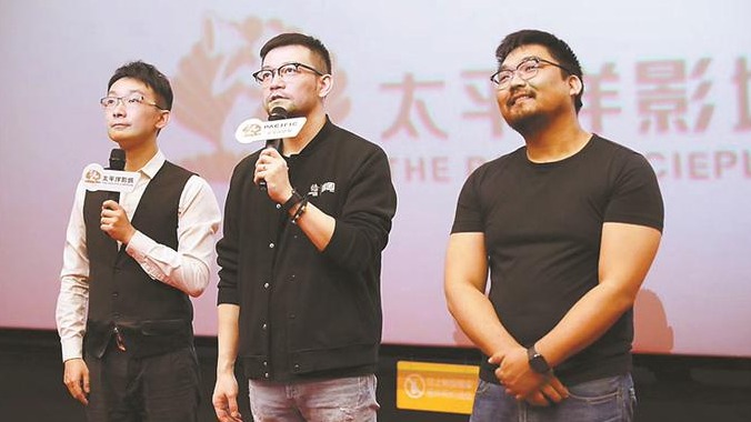 深圳这几个理工男，把《流浪地球》导演给