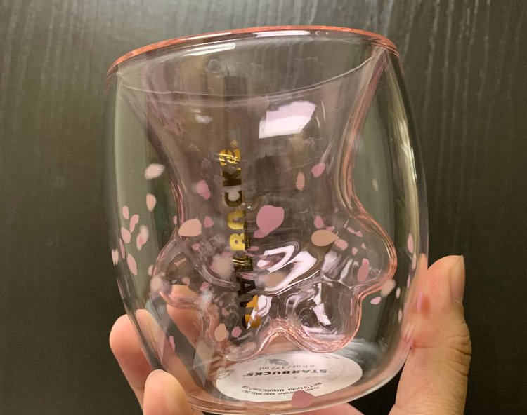 为了这个杯子，他们居然打起来了