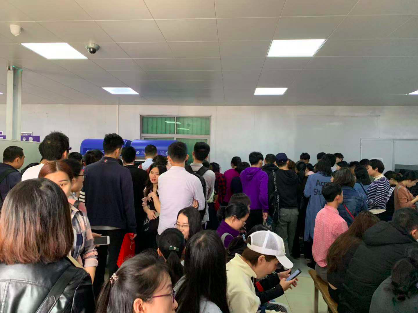 失望！驾照制证系统故障，学员难以现场领证