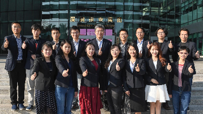 深圳特区报·读特特派采访团队抵京 全媒体融合报道2019年全国两会