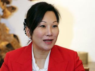 委员风采 | 翟美卿：发动各界力量守护农村儿童心理健康