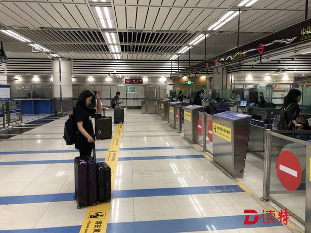 赴港打疫苗却证件过期，急中生“智”想出这招结果麻烦了……