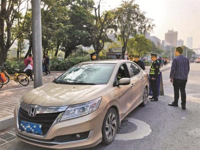 无道路运输证上路载客！深圳一网约车司机被罚款1.5万