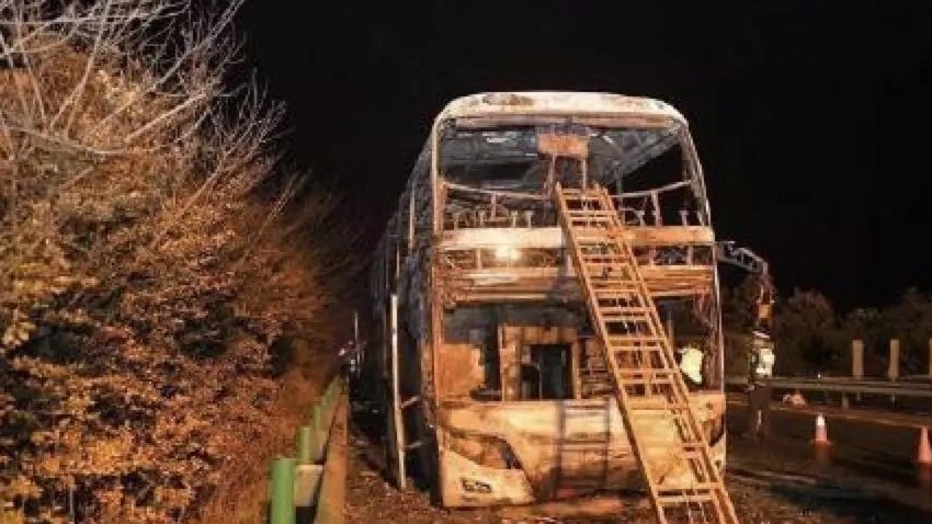 愤怒！湖南常长高速客车起火事故原因竟是这个
