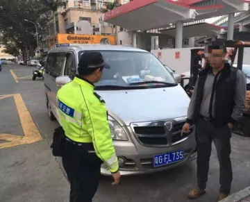 读特警视丨深圳市今年已查获228辆假套牌车 遇到这种情况先别紧张