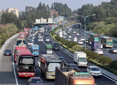 广东省交通集团发布清明高速公路出行指引，还可选择新通道
