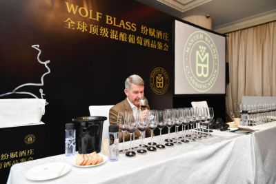 全球顶级混酿葡萄酒品鉴会在深圳举行