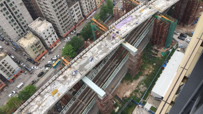 深圳地铁6号线上跨4号线桥梁合拢，明年地铁网络将延伸到光明
