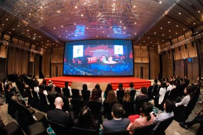 深圳中洲万豪酒店完美呈现TED大会同步直播中国首秀