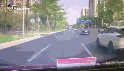 横穿机动车道？这种过马路的方式将会把你推向“鬼门关”