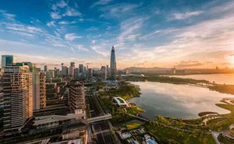 专访︱李小甘：奋力建设全球区域文化中心城市