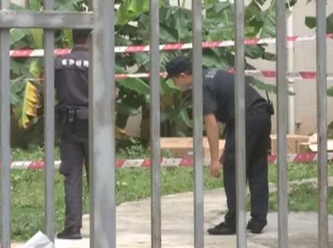 19岁男子与保洁员发生口角，误杀自己父亲，随后跳楼身亡……