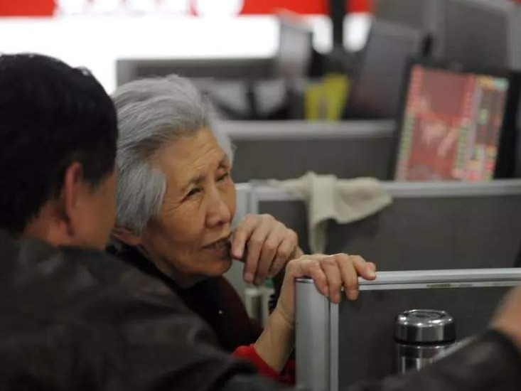 房子没了钱也没了，越来越多老年人正掉进这个骗局
