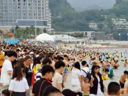 人从众????！假期“人海模式”继续 这些信息你要知道……