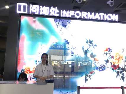 “小白衫”“红马甲”助力文博会！既有常规指引又有新设服务