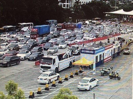 返深高峰明天到来！深圳交警提醒这些路段容易发生拥堵