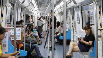 新闻路上说说说丨深圳地铁座椅太冰凉？市民：能否自选冷热温度？