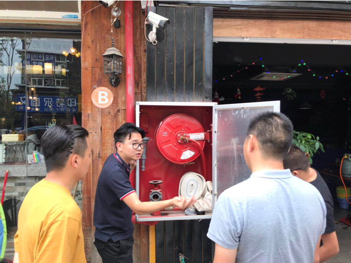 痛别守护社区安全的90后小伙潘嘉辉因公殉职