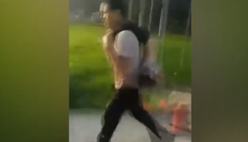 1分04秒！他们与死神赛跑，每一秒都很揪心…