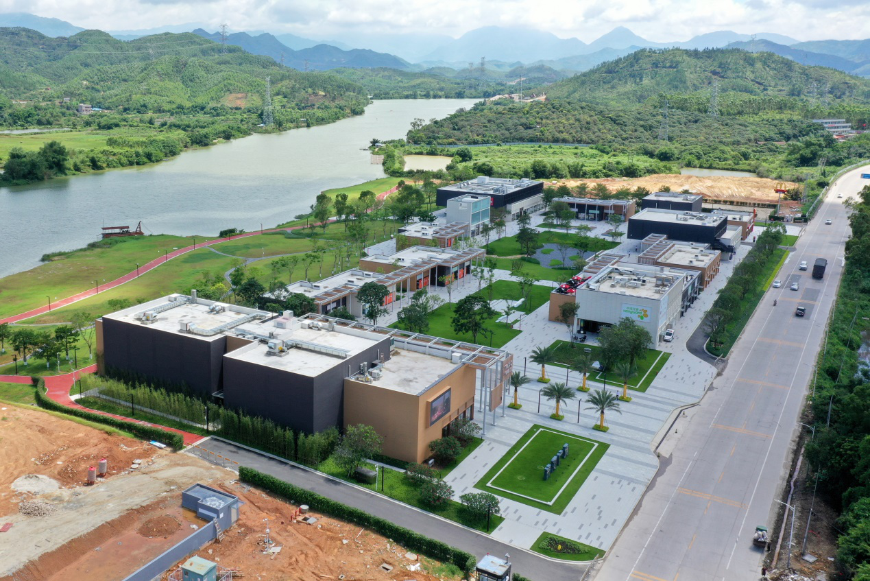 图为赤河广场一期.