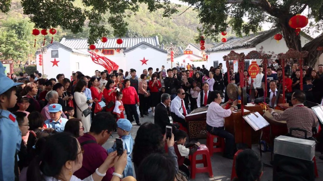 大局·献礼新中国70华诞 | 116万老乡脱贫的背后，用三个关键词概括“深圳探索”