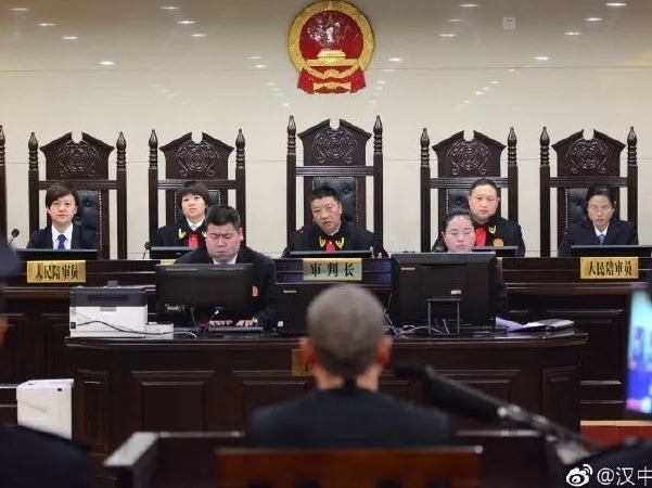 新华网谈张扣扣案，一堂深刻的公共普法课