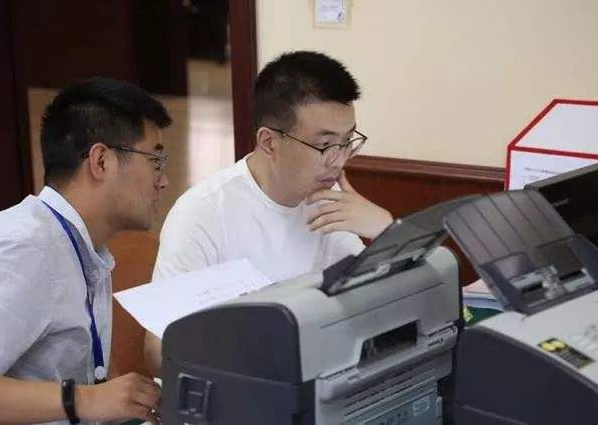 广东省提前批本科院校今晚21时开始征集志愿，这些提醒要留意