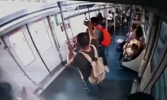 视频｜男子公园想打鸟，弹弓一拉不得了：地铁4号线一趟列车停运