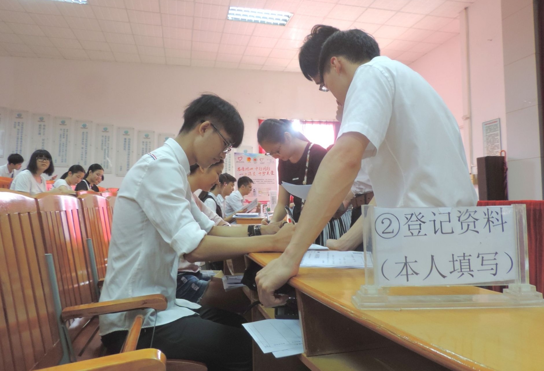 考上清华、北大，东莞道滘奖励5万元助学金