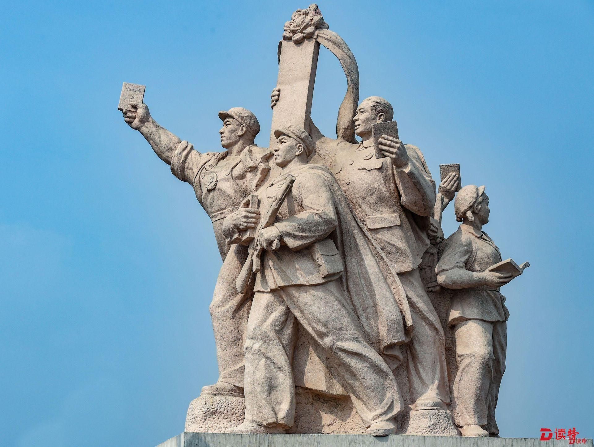 南京长江大桥雕塑介绍图片
