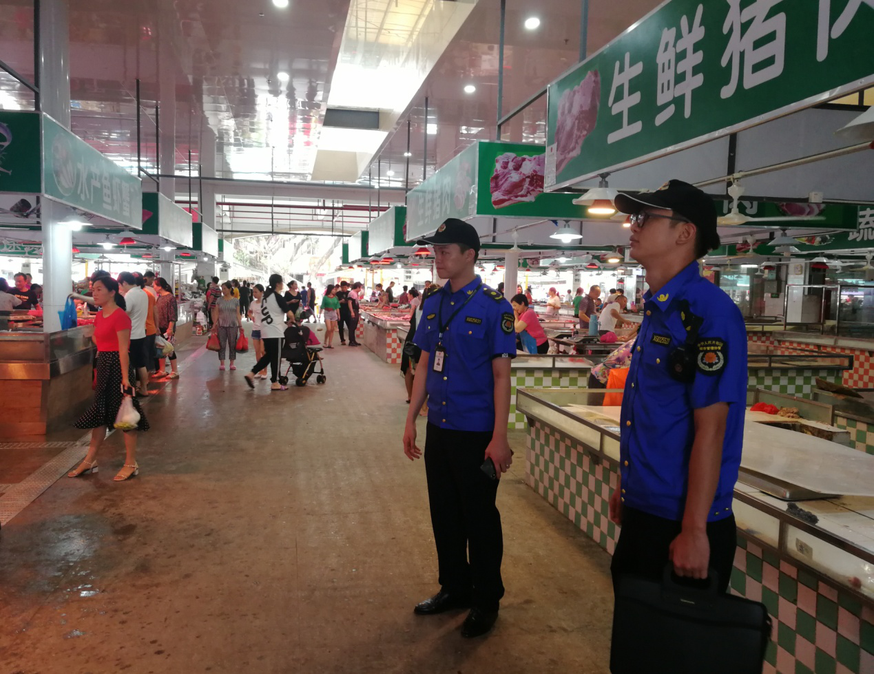 农贸市场环境不能乱 航城开展综合整治行动