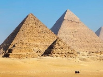 建于4600年前：埃及弯曲金字塔50余年来首度开放