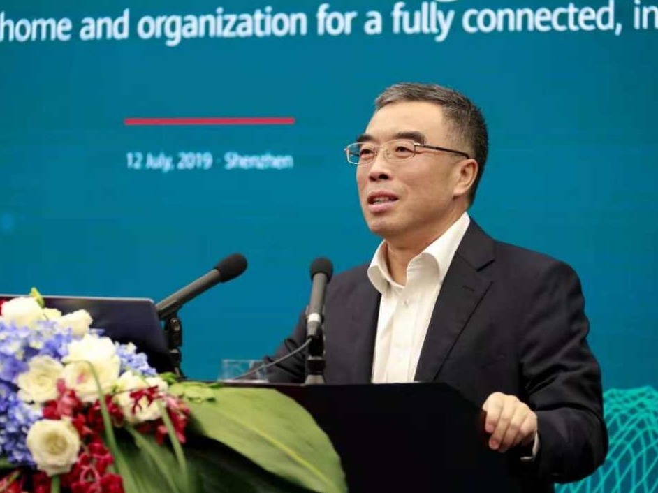 华为董事长：我们不会闭门造车 一定会活得越来越好