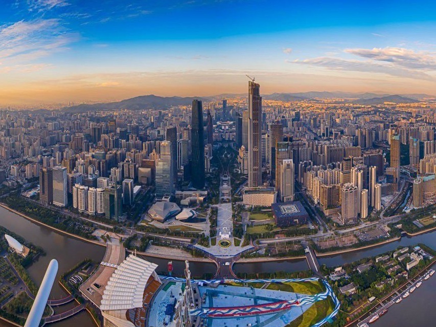 马兴瑞：坚持以更高标准更严要求推进自我革命