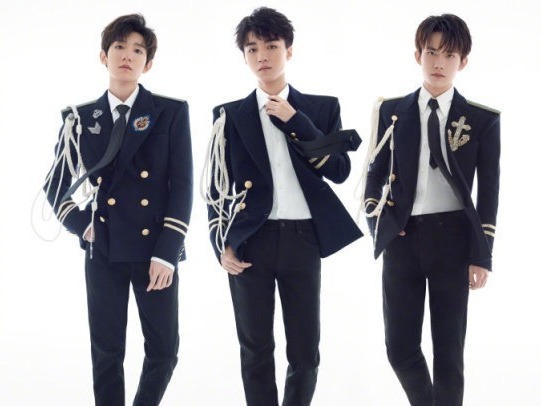 TFBOYS来深圳开演唱会！ 交警提醒乘公交地铁去宝体很方便  