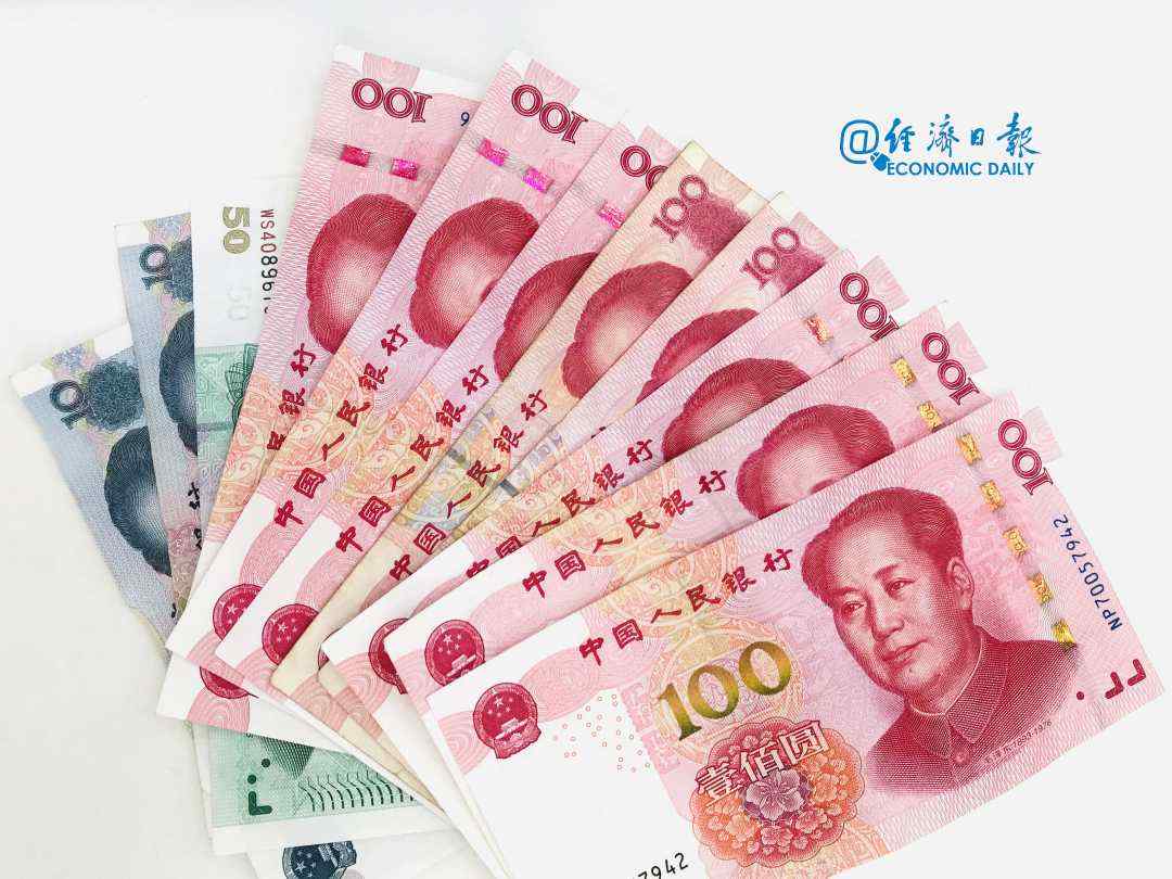 提前消费、借贷消费增多 中国人不爱存钱了吗？