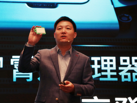 AMD第二代EPYC系列处理器在深巡展 解析未来数据中心新变革