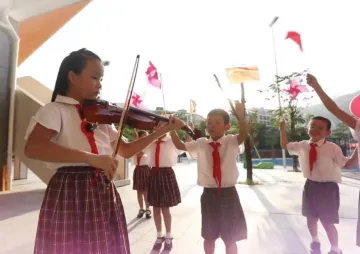 向祖国献礼！梅沙未来学校师生倾情演绎MV《我和我的祖国》