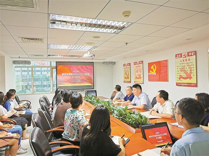 打出系列创新组合拳，为打造城市基层党建“深圳品牌”作出罗湖探索