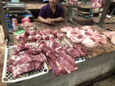 一系列措施密集出台 猪肉市场价格将大体保持平稳