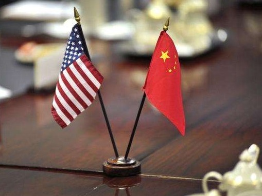 这两大热点话题，新闻联播连着播了7分钟