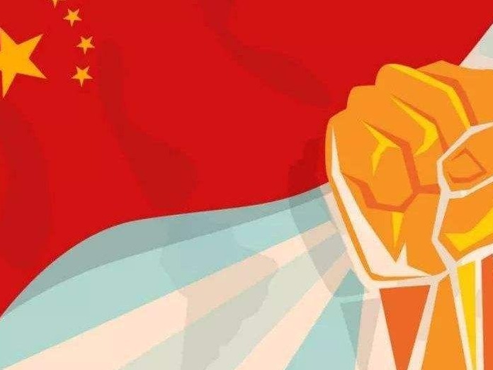龙华区：  以“争当尖兵、走在前列”标准抓好主题教育