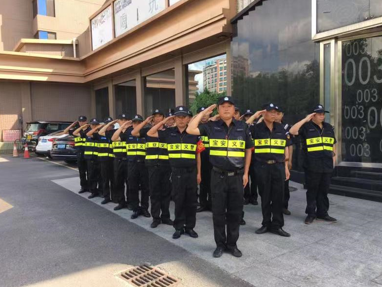 “十万义警”活跃在宝安大街小巷 上半年全区刑事治安总警情同比下降24.1%