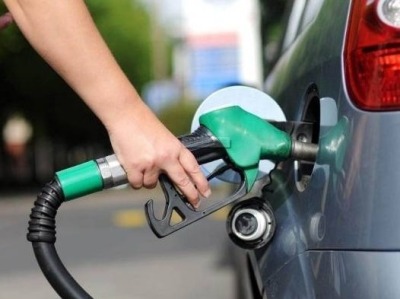 2019油价第十次上涨，加满一箱油需多花4.5元 