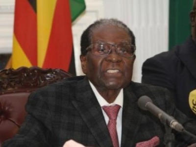津巴布韦前总统穆加贝去世 终年95岁