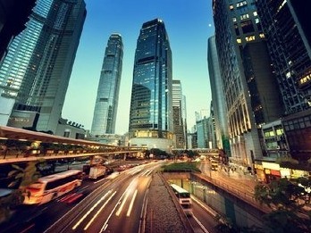 香港警方再拘捕数人，涉嫌袭警拒捕等