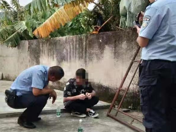 大鹏一男子朋友圈留遗言欲轻生  民警义警合力救回
