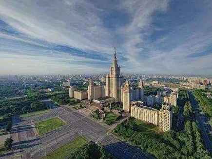 专业设置求新 师资队伍更强  深圳高校新学年带来全新体验